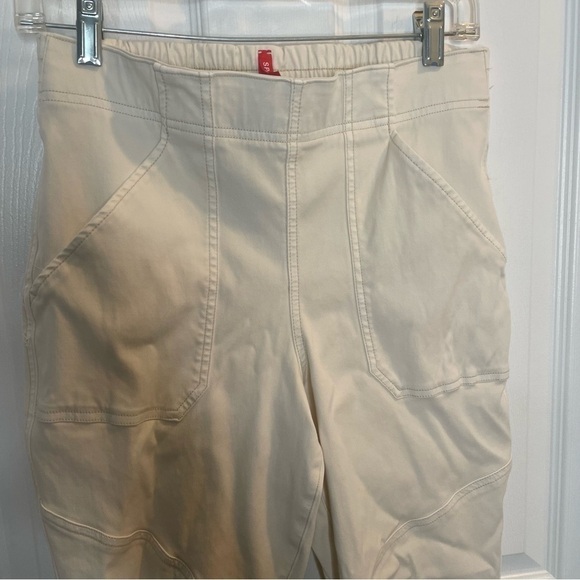 Spanx Stretch Twill Cargo Jogger in Parchment M - Picture 5 of 16